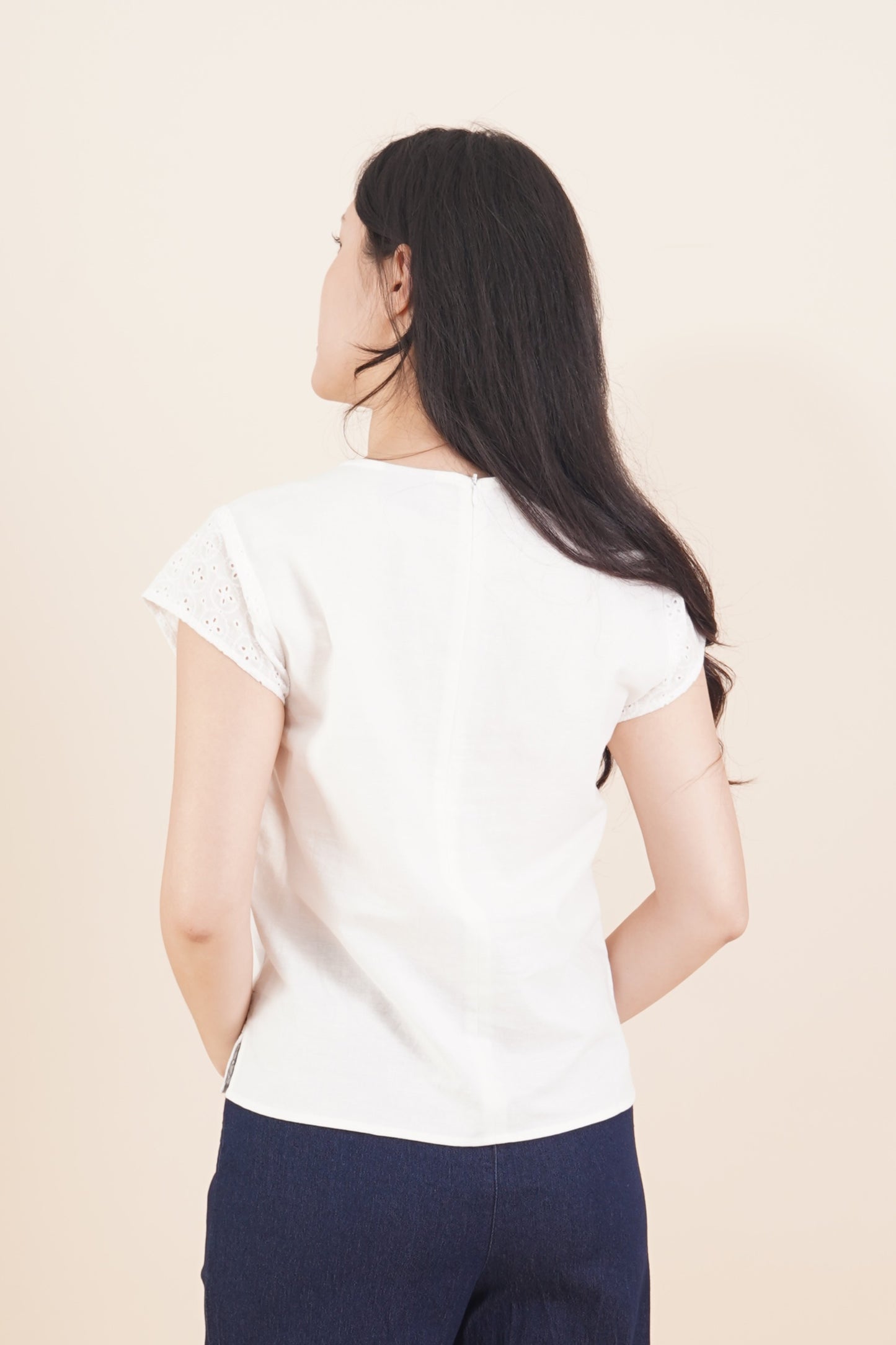 Capped Sleeve Eyelet Top