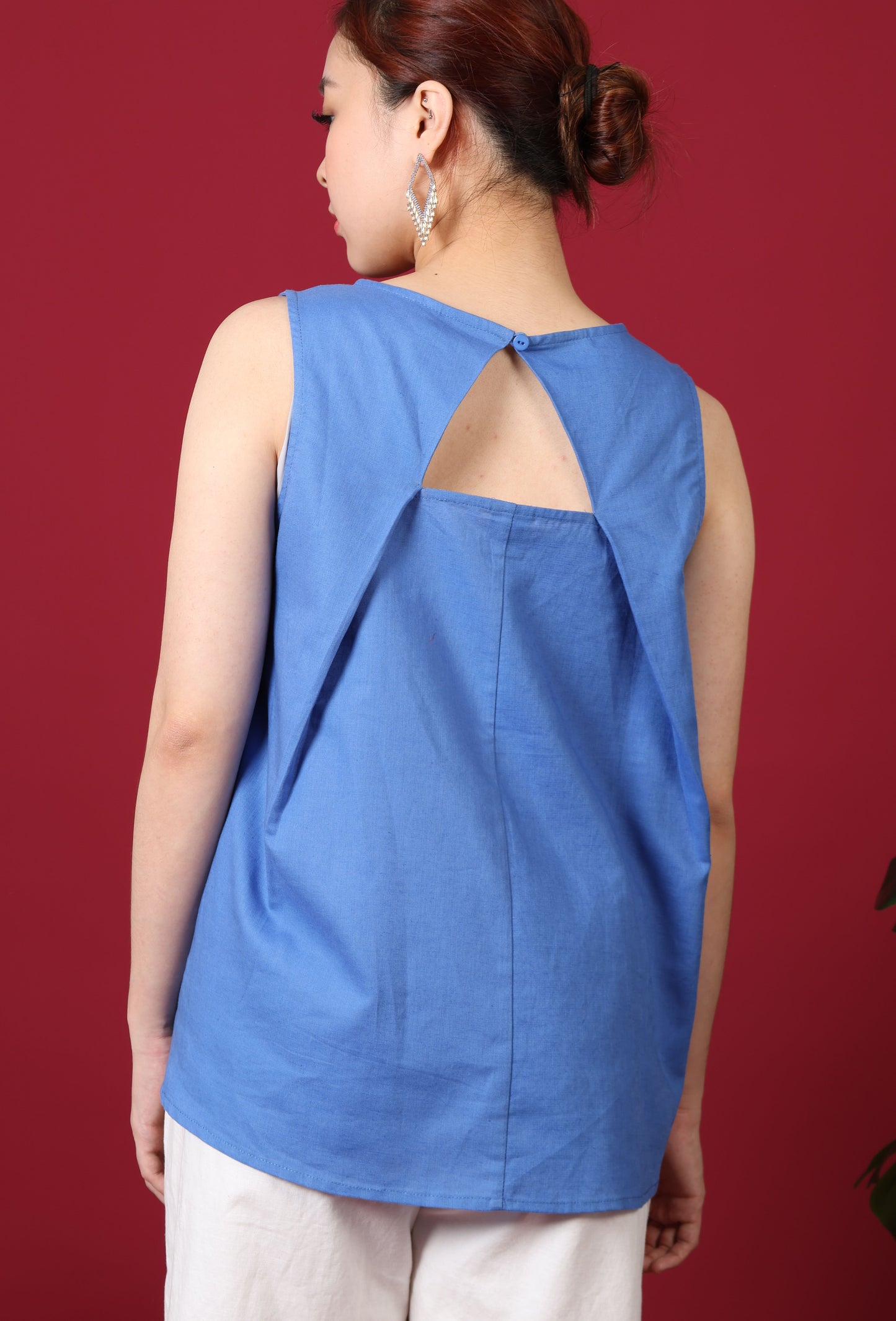 Back Pleat Cut-Out Top