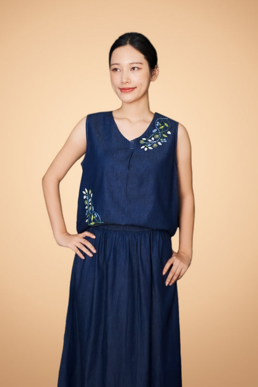 Embroidered Sleeveless Top