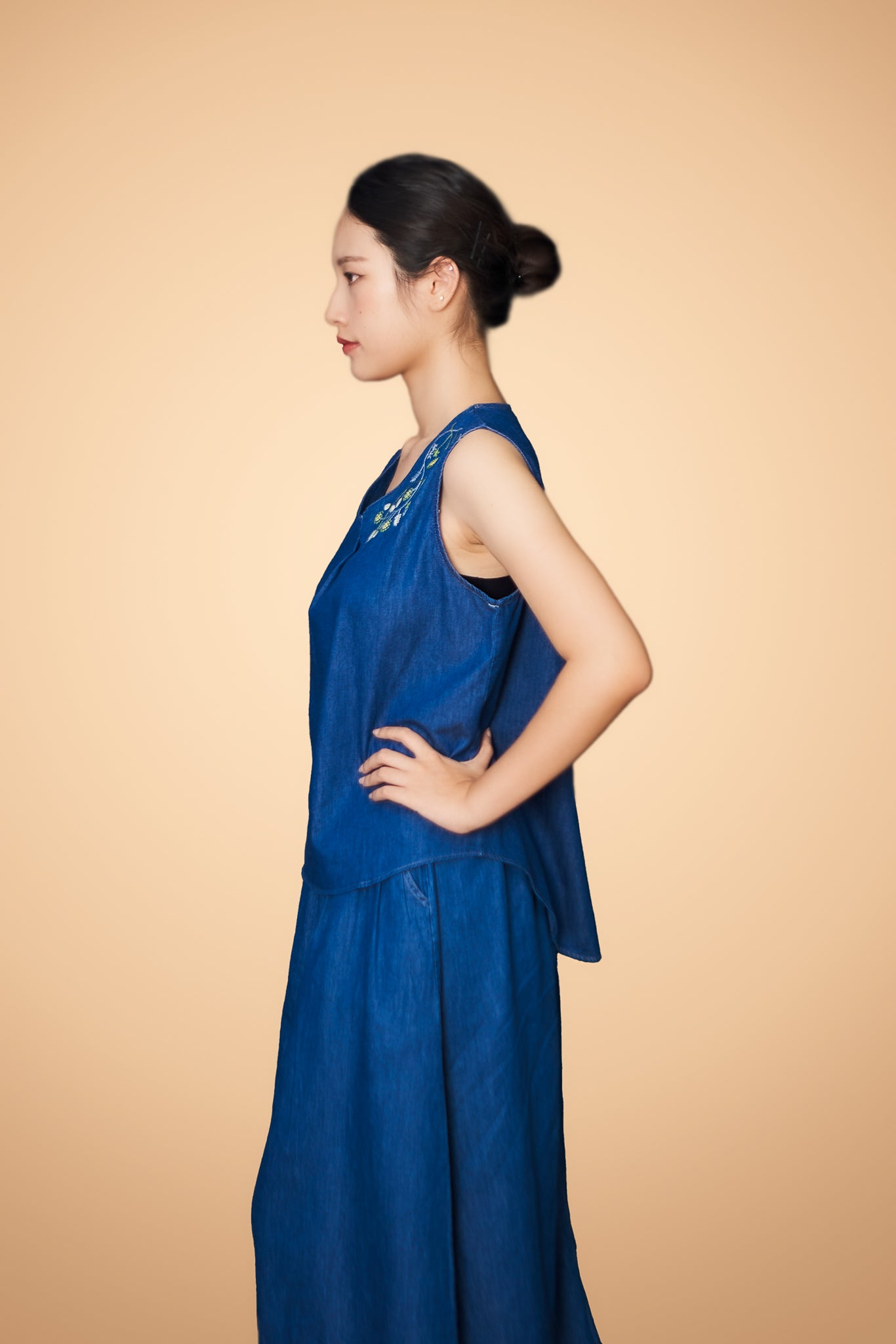 Embroidered Sleeveless Top