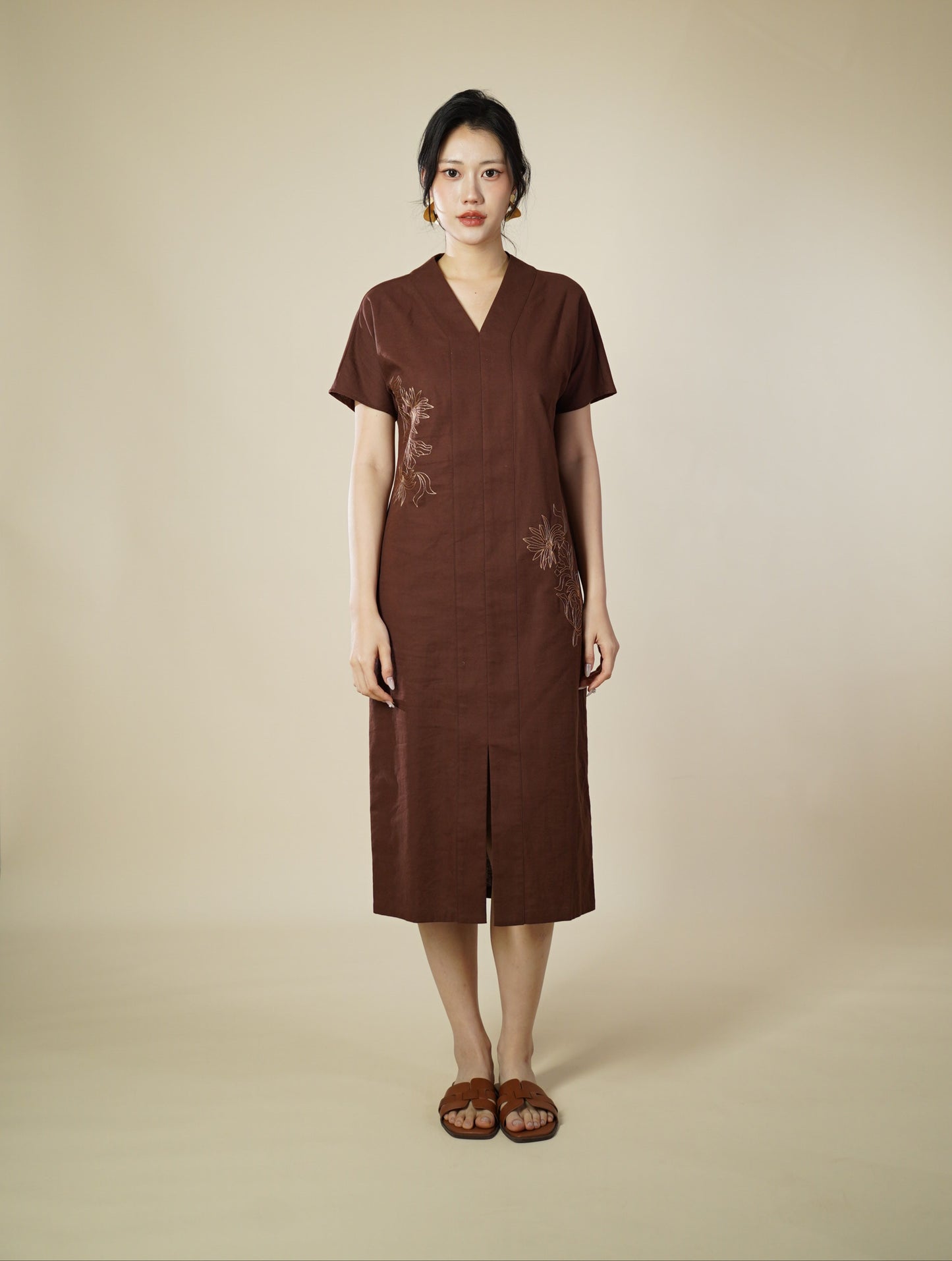 Embroidered Capped Sleeve Midi Dress