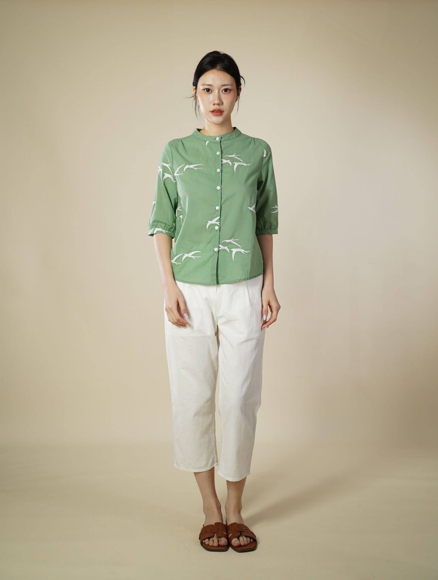 Embroidered 3/4 Sleeve Top