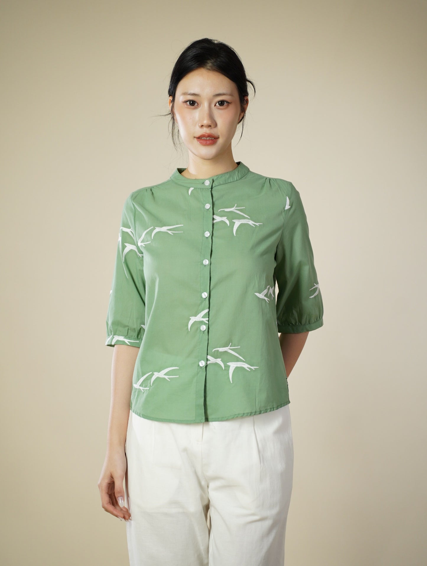 Embroidered 3/4 Sleeve Top