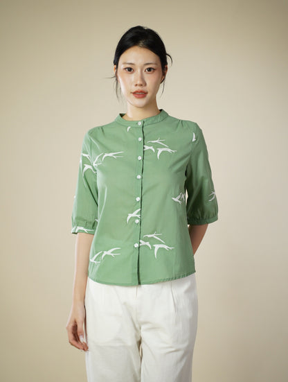 Embroidered 3/4 Sleeve Top