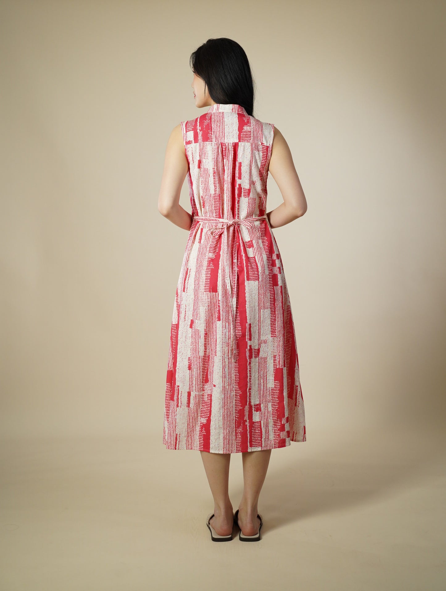 Printed Sleeveless Midi Dress
