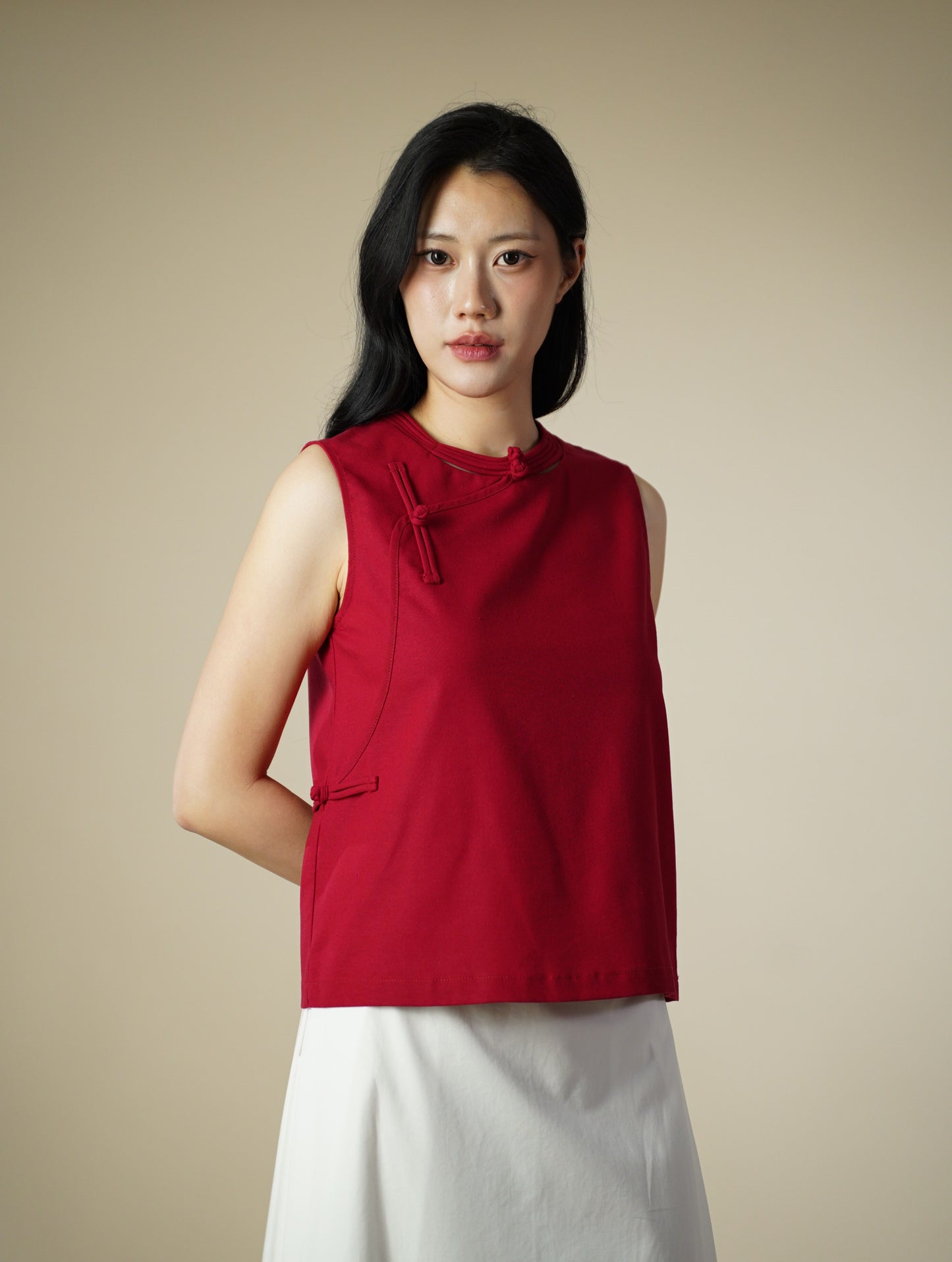 Mandarin Round Neck Sleeveless Top