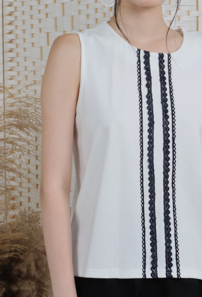 Sleeveless Top With Trims