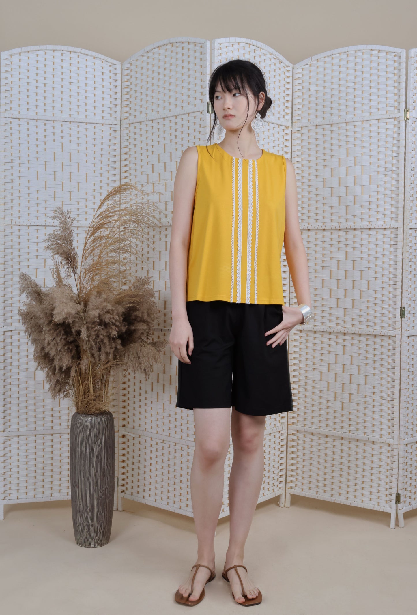 Sleeveless Top With Trims