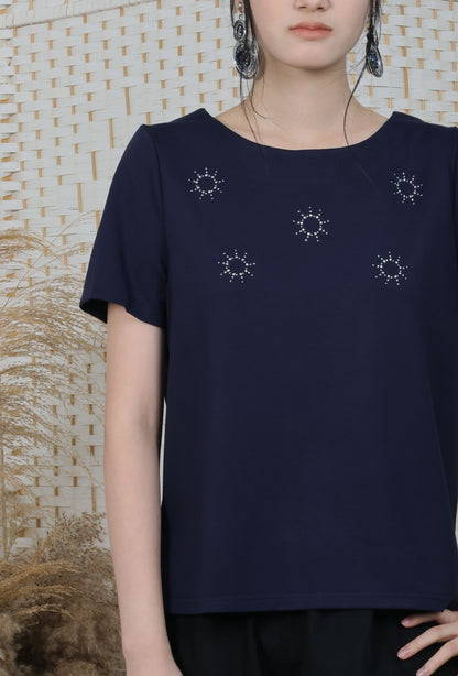 Round Neck Blouse With Iron On Crystal