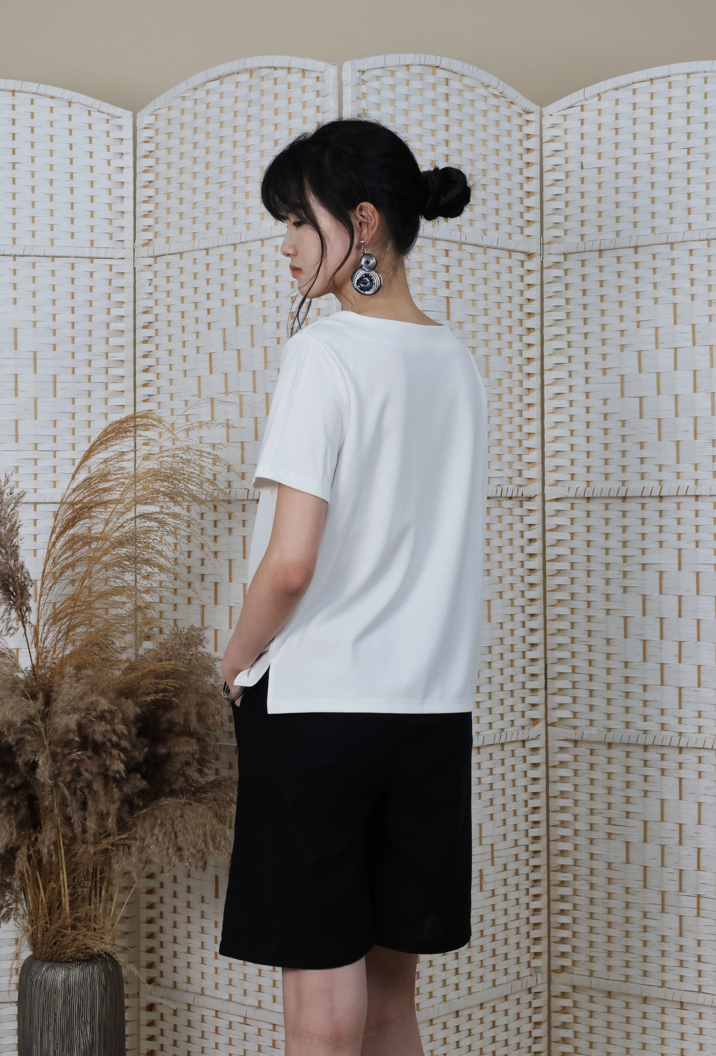 Round Neck Blouse With Iron On Crystal