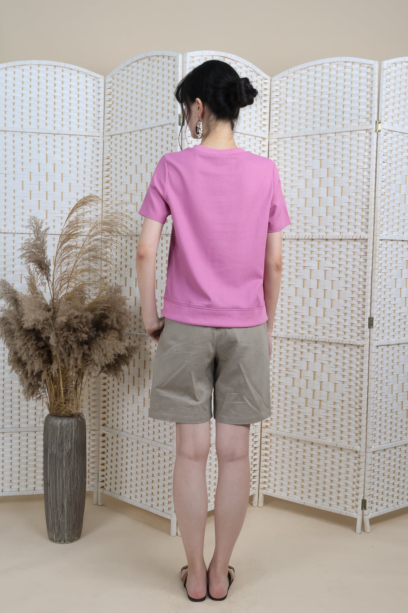 Asymmetrical Hemline Blouse With Rib