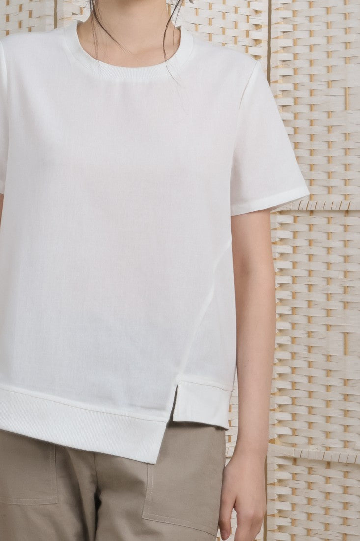 Asymmetrical Hemline Blouse With Rib