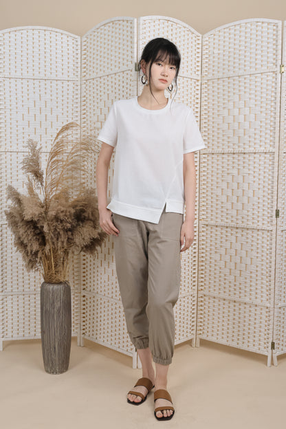 Asymmetrical Hemline Blouse With Rib