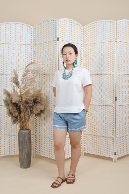 Essential Linen Blouse With Pleated Hem