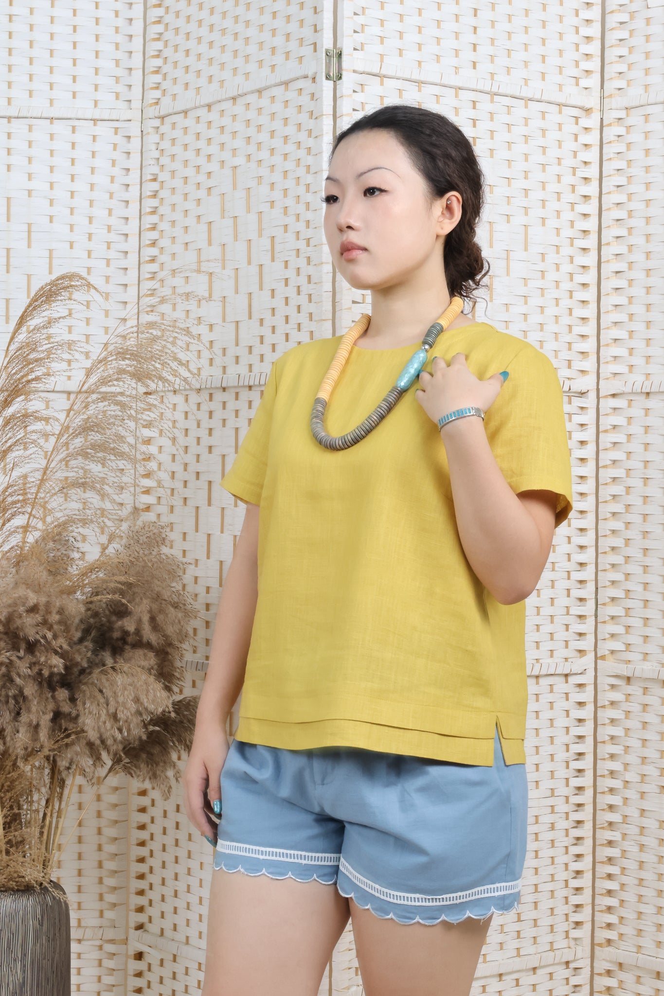 Essential Linen Blouse With Pleated Hem