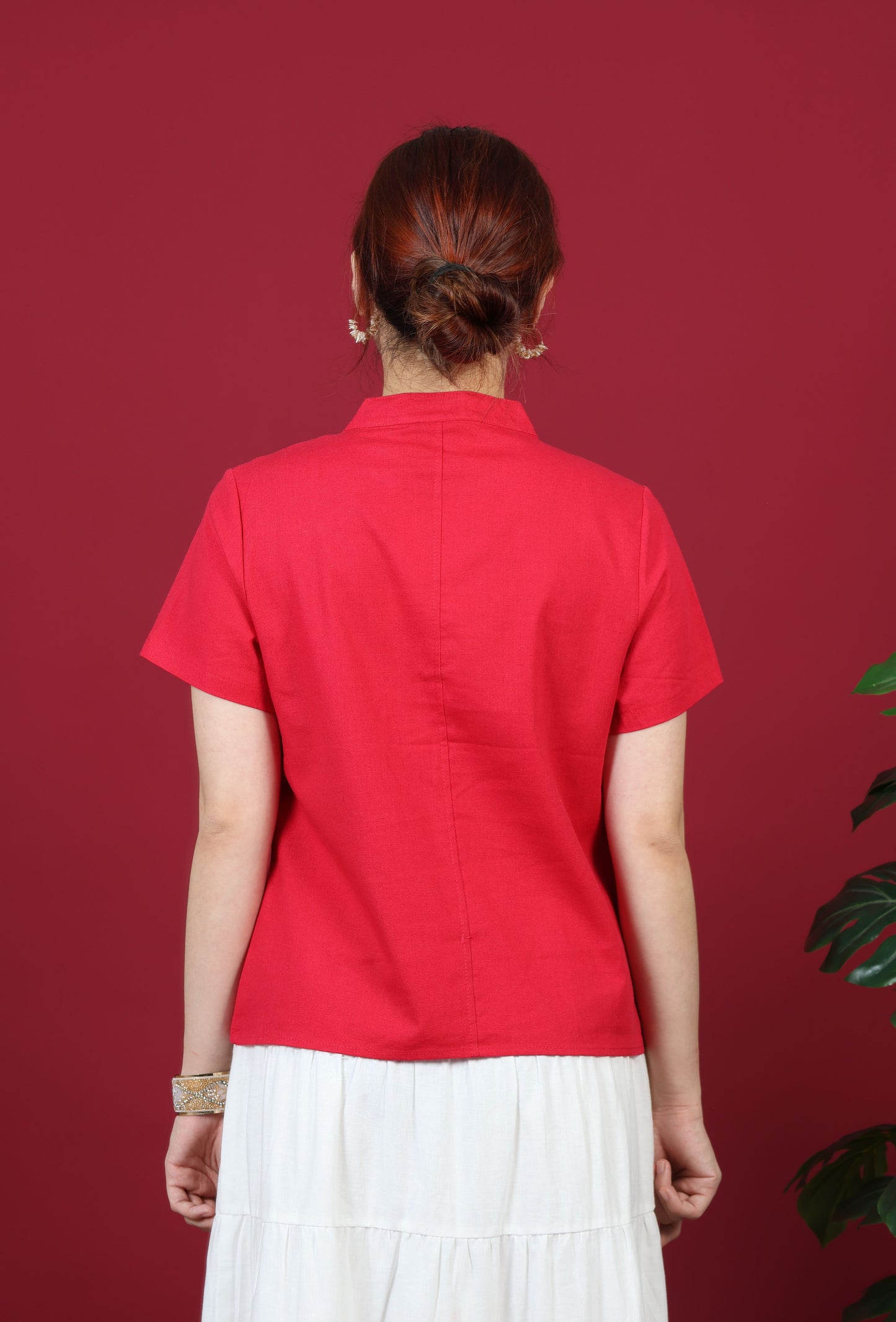 Floral Embroidery Short Sleeve Top