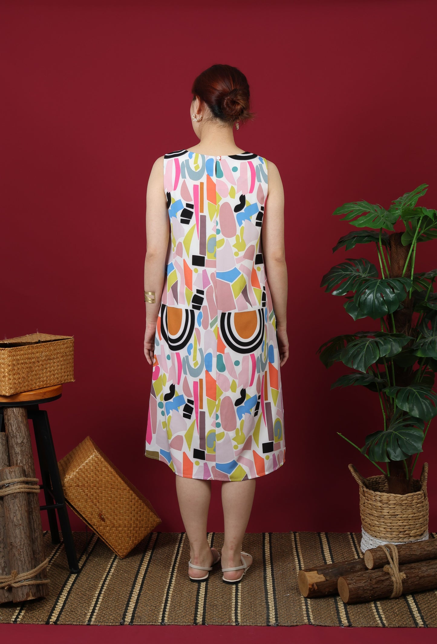 Printed Sleeveless Midi Dress
