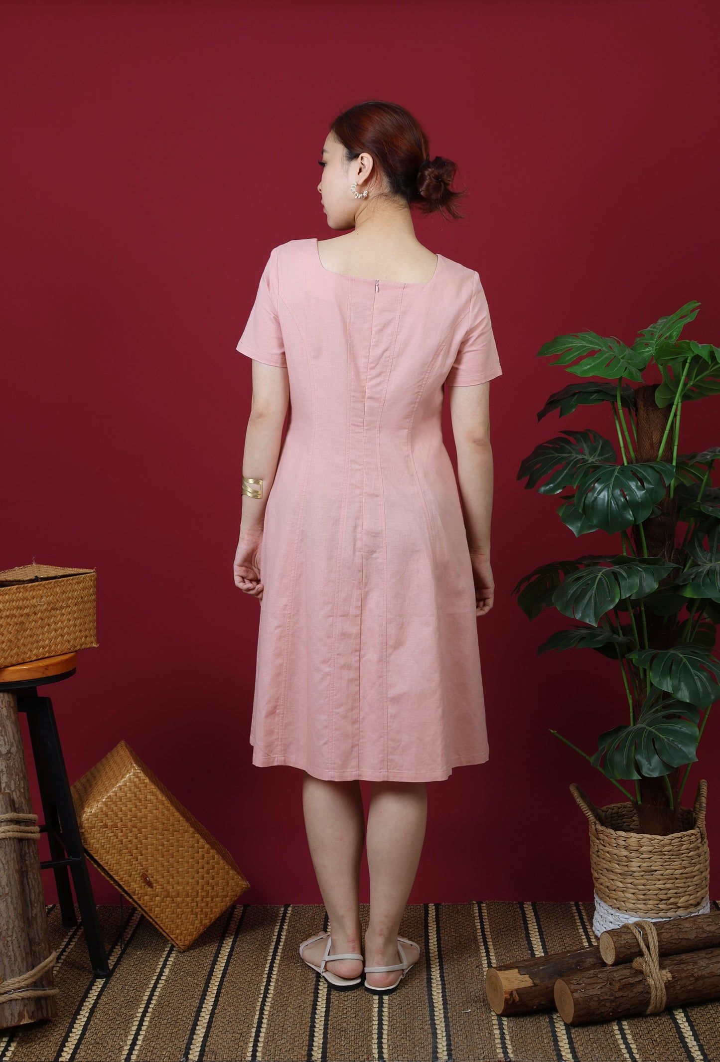 Short Sleeve Midi Dress