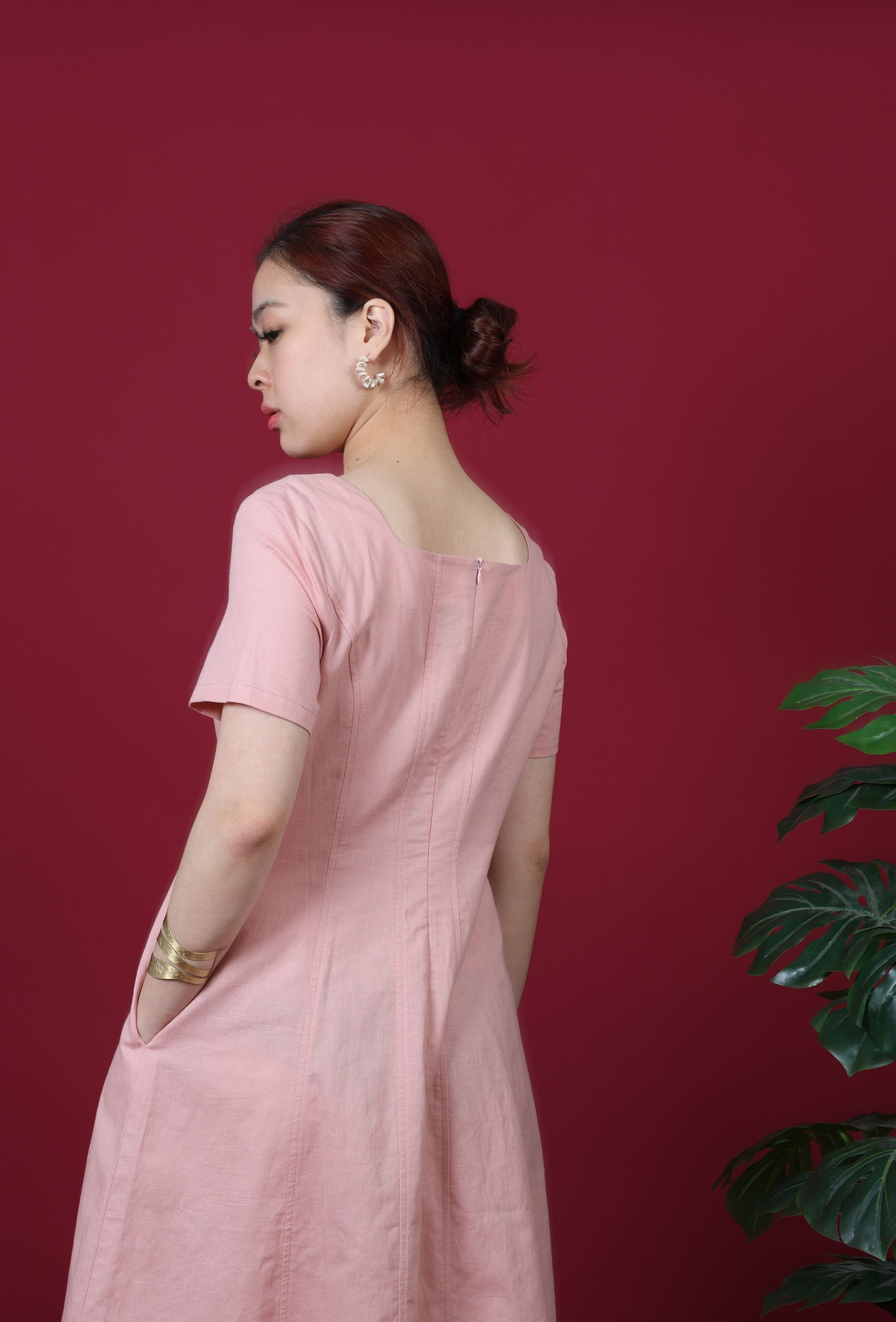 Short Sleeve Midi Dress
