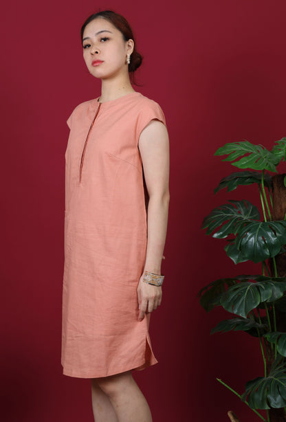 Sleeveless Mandarin Collar