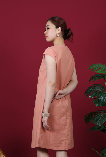 Sleeveless Mandarin Collar