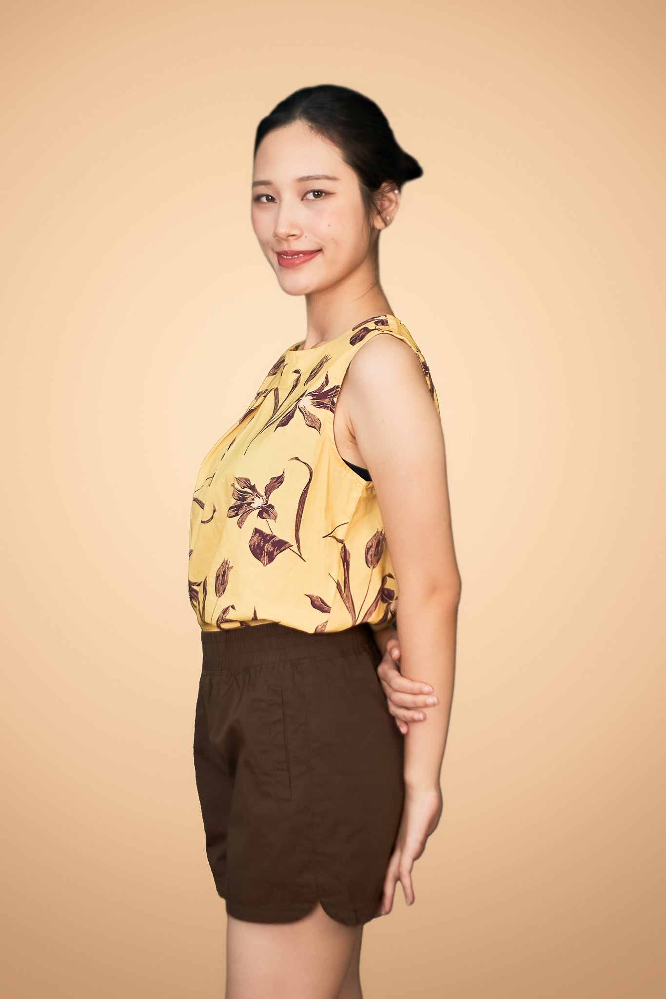 Front Side Pocket Short Pant
