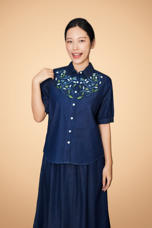 Embroidered Short Sleeve Top