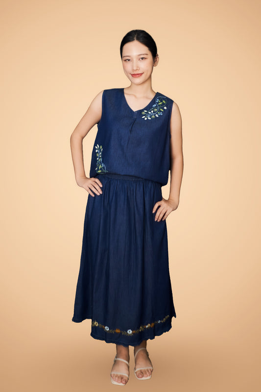 Embroidered Maxi Skirt