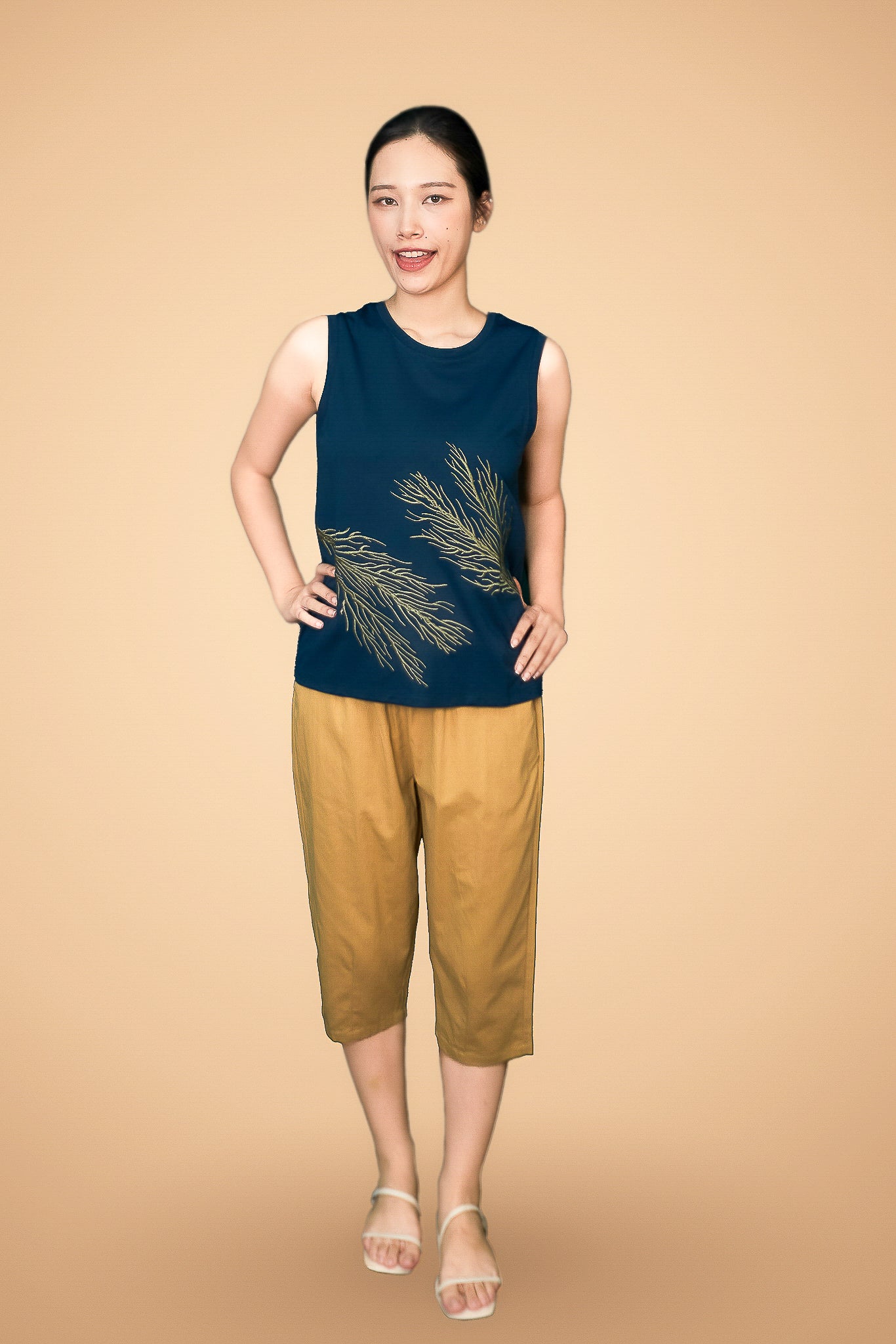 3/4 Cropped Pants