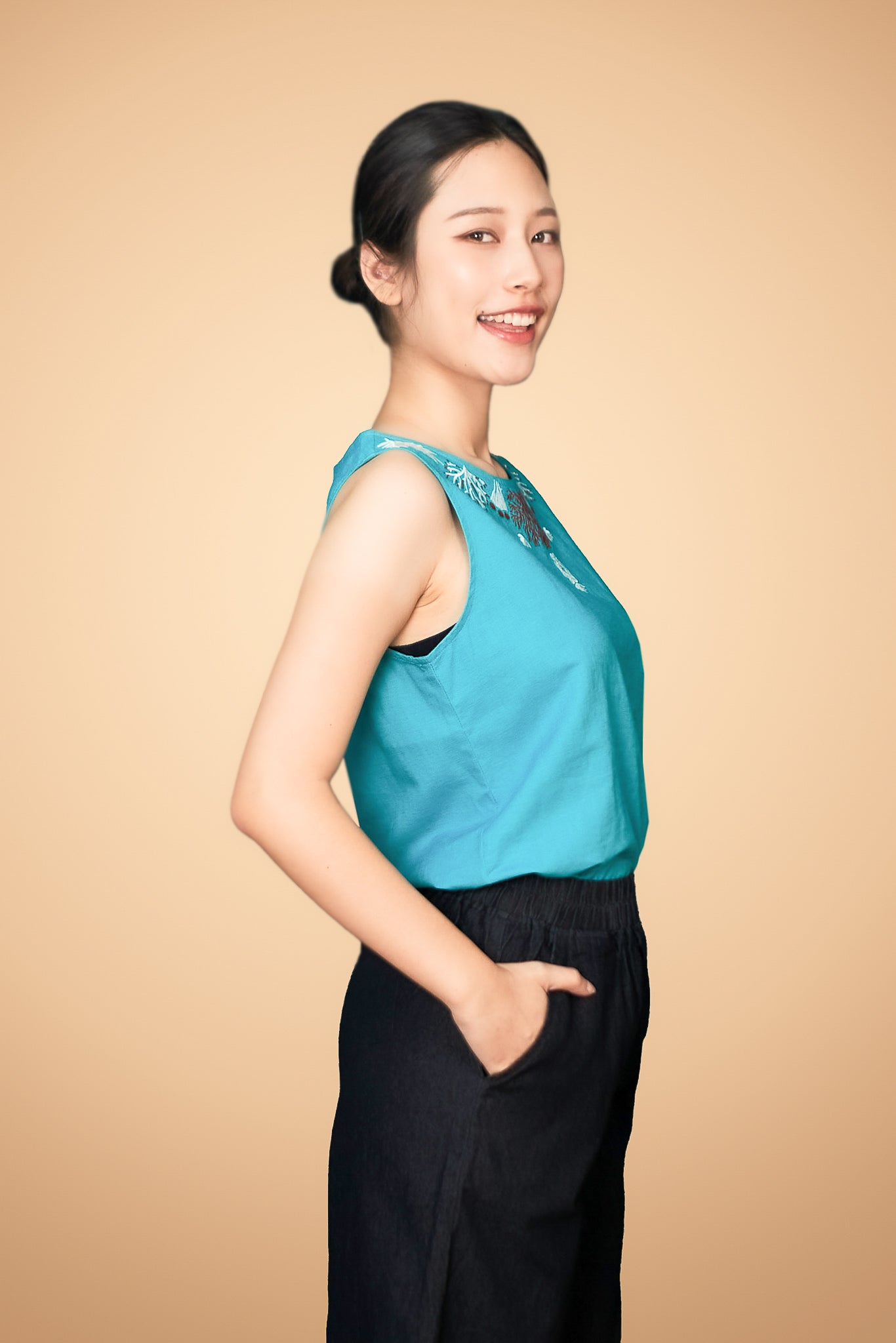 Embroidered Sleeveless Top